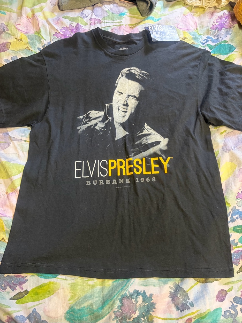 Elvis Presley Black Cotton Graphic Tee - Burbank 1968 Collectible Fandom Size XL